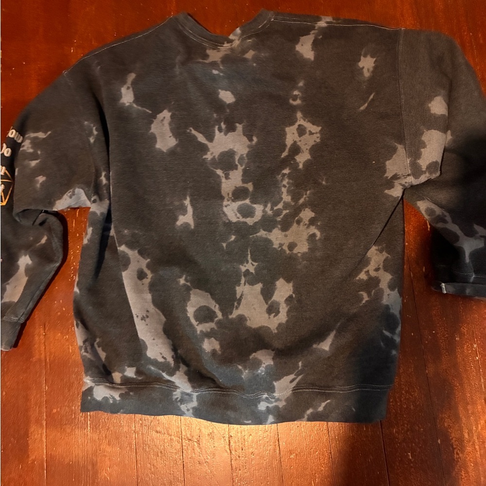 Ripple Junction Critical Role Black and Gray tie-dye crewneck 2X - Picture 5 of 5
